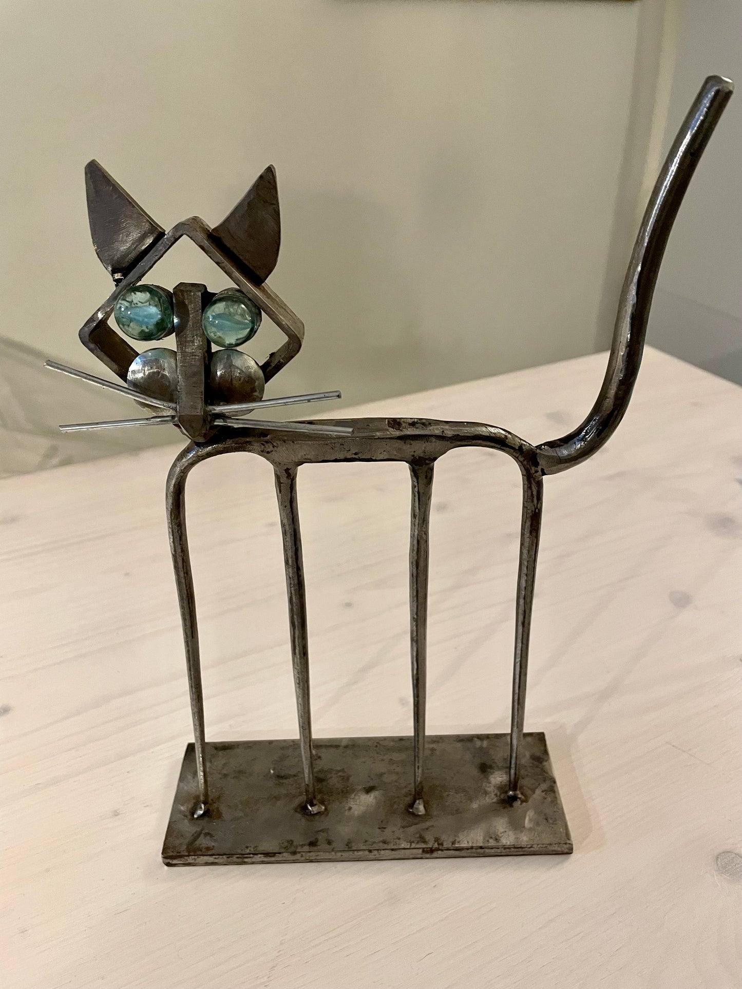 Cat Sculpture made of Recycled Iron