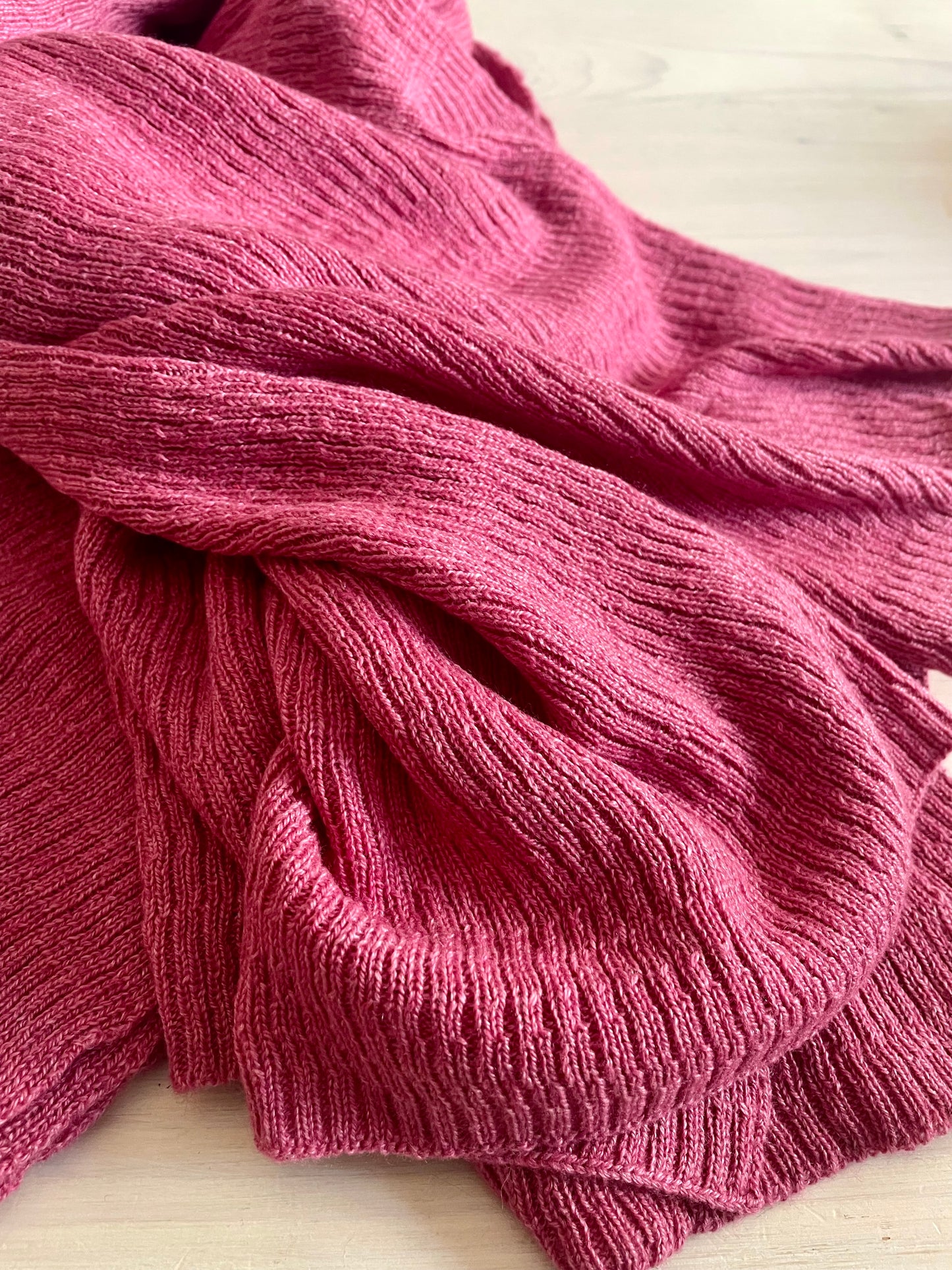 Pink Stole/Shawl knitted in vintage irregular mesh.