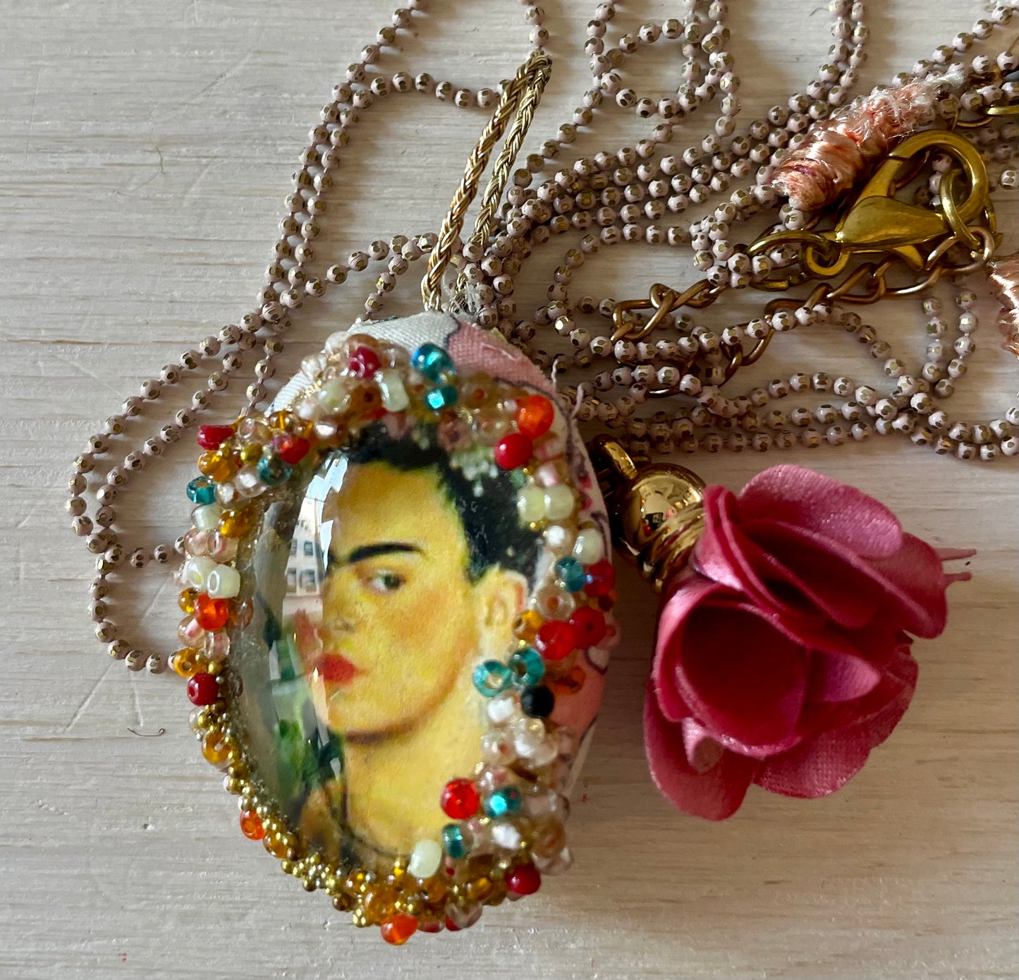 Necklace Portrait of Frida Kahlo - Artistic Jewelry