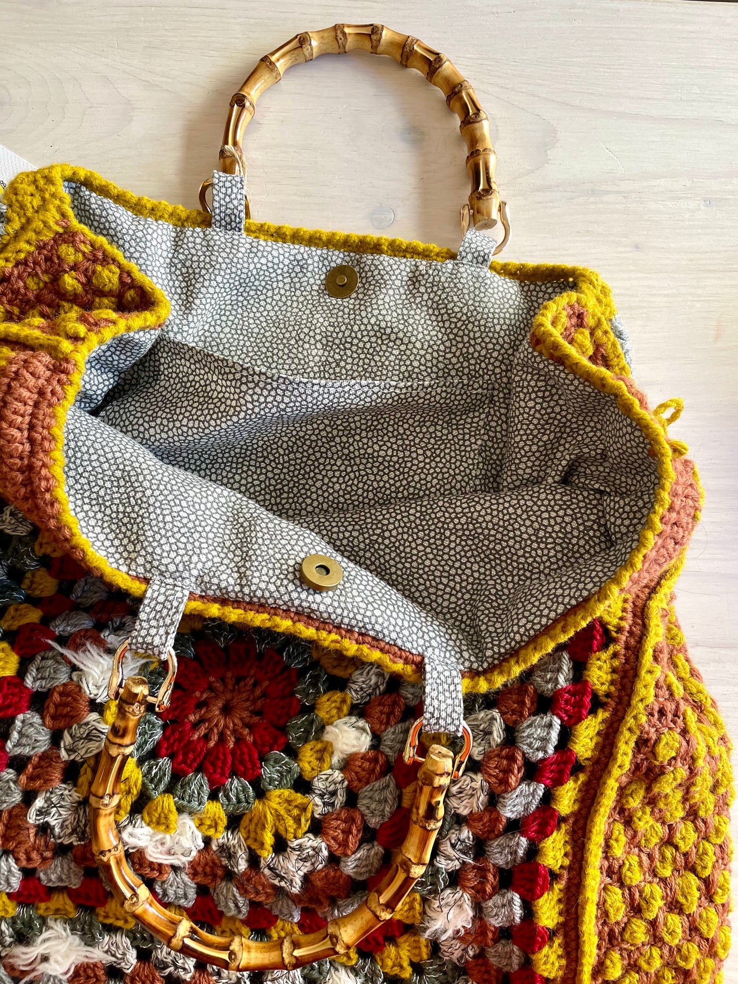 Granny Crochet Bag with bamboo handles